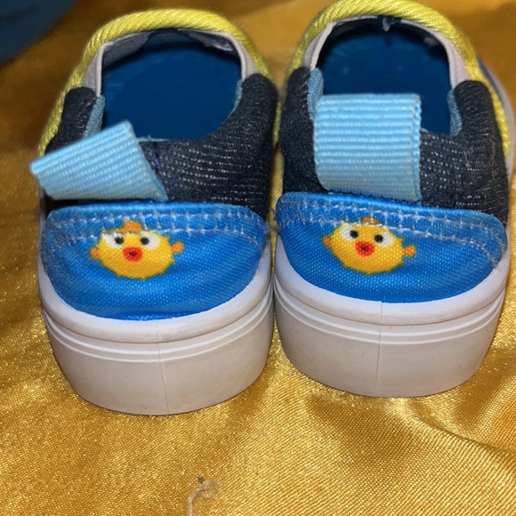 Baby Shark Babyboy Shoes - Picture 3 of 3